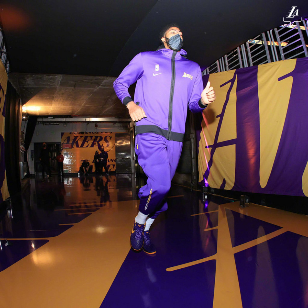 Los Angeles Lakers Showtime Performance Full-Zip Hoodie Jacket - Purple